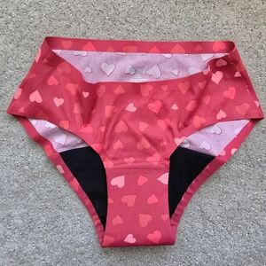 Teen Period Underwear - Hipster | Ruby Heart XS